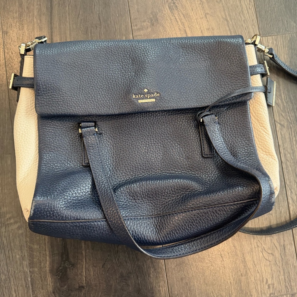 Kate Spade Navy/Cream purse